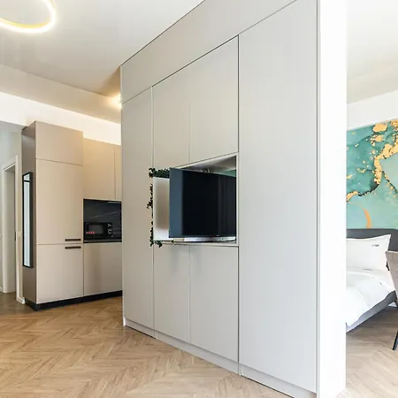 Cristalrent Nord Residence 艾福雷诺德
