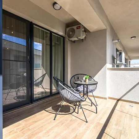 Cristalrent Nord Residence 公寓 艾福雷诺德